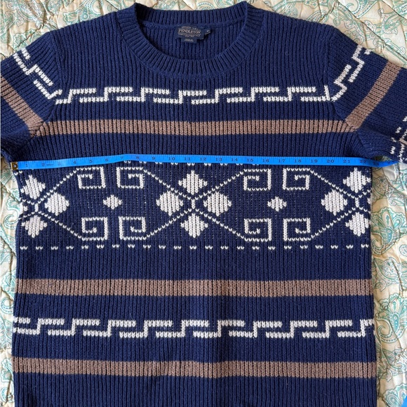 Pendleton Westerly Crewneck Sweater 100% lambs wool - Picture 2 of 6